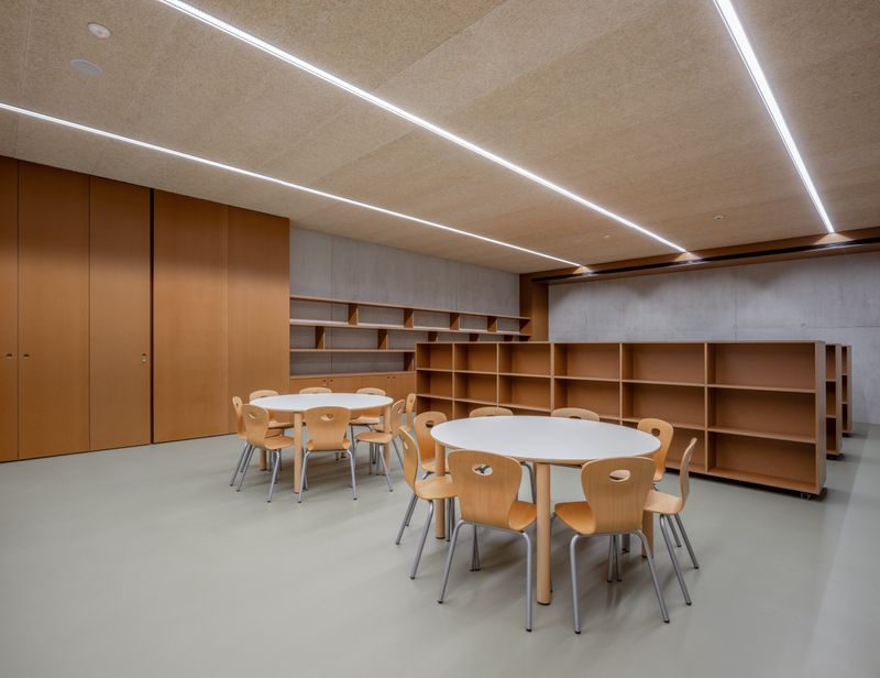 Scuola elementare e parco pubblico a Tesserete – la biblioteca – Massimo Piccoli